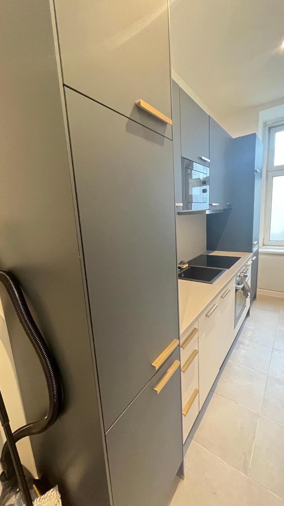 K&K Apartment Near Hauptbahnhof - Kingsize Bed Виена Екстериор снимка